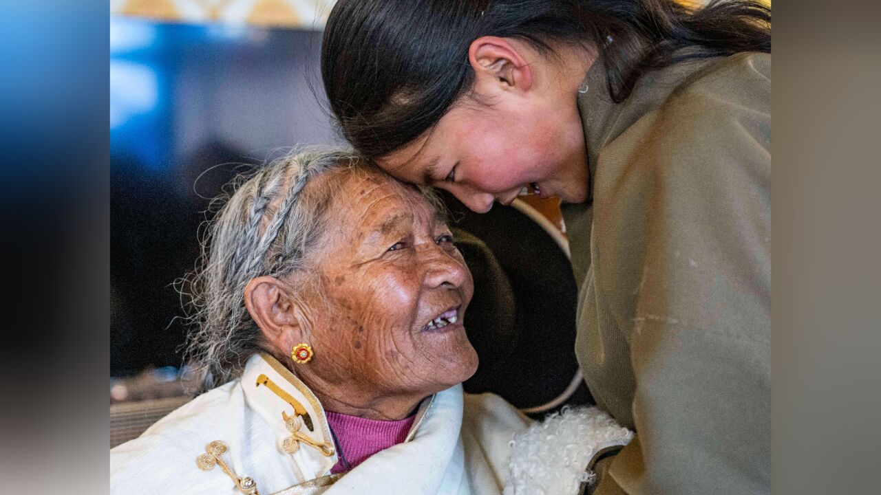 新春走基层 | 藏历新年遇上农历春节 藏北人家“四世同堂”年味浓