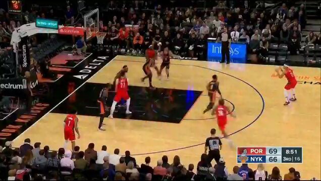 NBA常规赛：开拓者vs尼克斯第3节中文解说回放