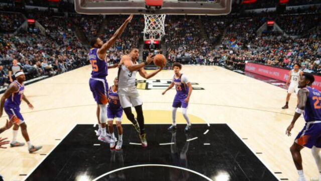 凯尔登-约翰逊vs太阳集锦 空砍34分关键2+1拖进加时