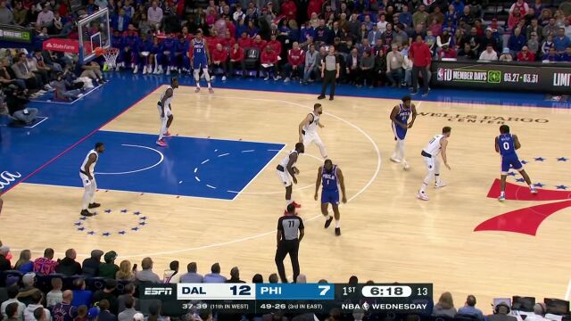 二话不说就是扔 马克西张弓搭箭飚中三分