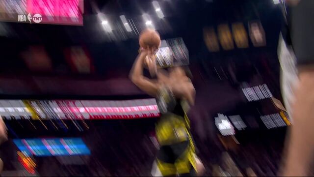 目标明确！普尔梦幻脚步急停跳投稳稳命中