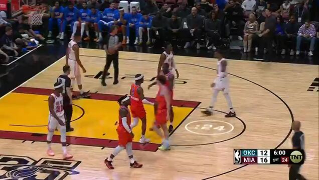 NBA常规赛：雷霆vs热火第1节英文原声回放