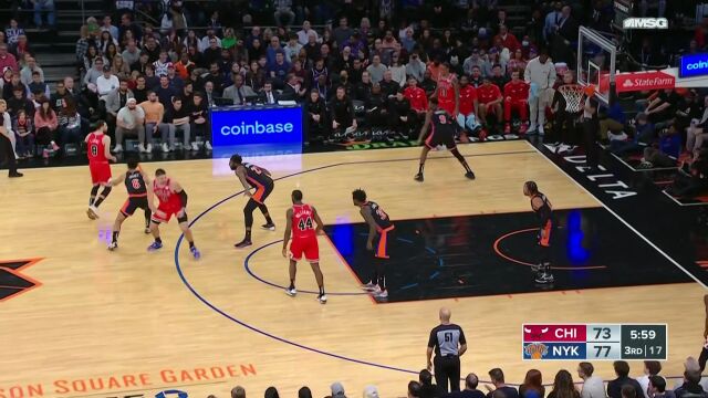 NBA常规赛：公牛vs尼克斯第3节中文解说回放