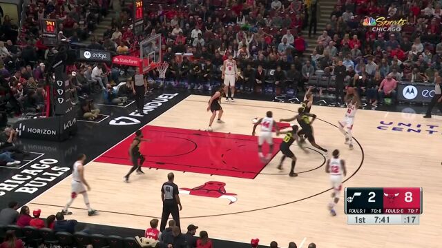 今天是我的扣篮表演！马尔卡宁20秒献上两记潇洒飞扣