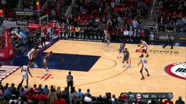 NBA常规赛：热火vs火箭第4节英文原声回放