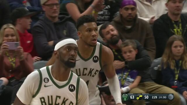 也该我发发力了！字母哥里扣外投连取七分