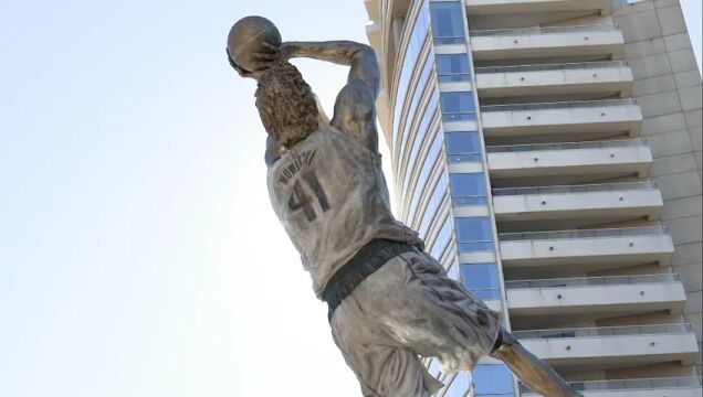 NBA常规赛：步行者vs尼克斯第3节英文原声回放