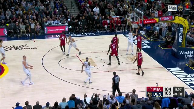 戈登吸引防守送出助攻 小波特冲入篮下接球拽筐暴扣