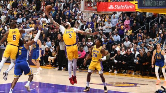 勇士101-122湖人 戴维斯17+20詹姆斯30+9+9率队挺进西决