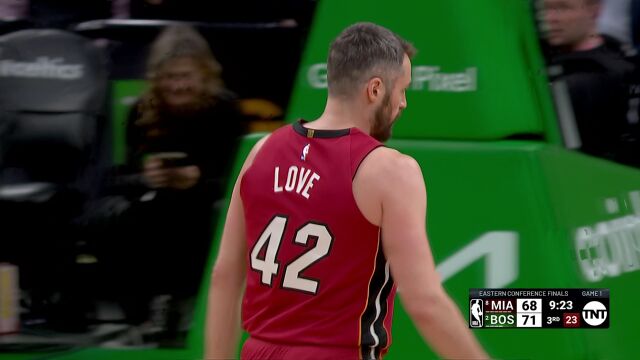 热火一波9-0小高潮 段冉殳海：马祖拉真行 还当是常规赛打让球员自我调整