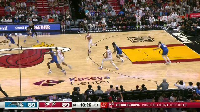 令人匪夷所思的操作！ 凯恩巧妙点起迈卡威造成2+1