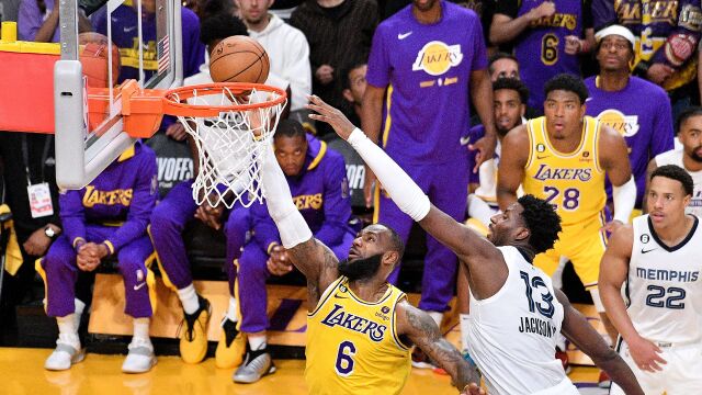 湖人99-116灰熊 贝恩莫兰特合砍64分主场战胜湖人扳回一城