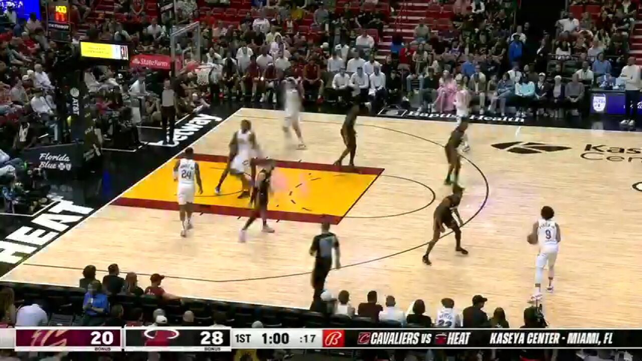 NBA常规赛:骑士vs热火第1节中文解说回放