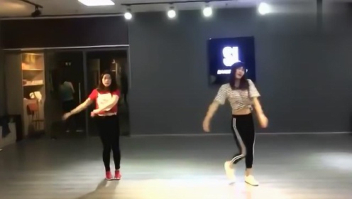 简单易学的舞蹈教学，跳的还不错，很有气势