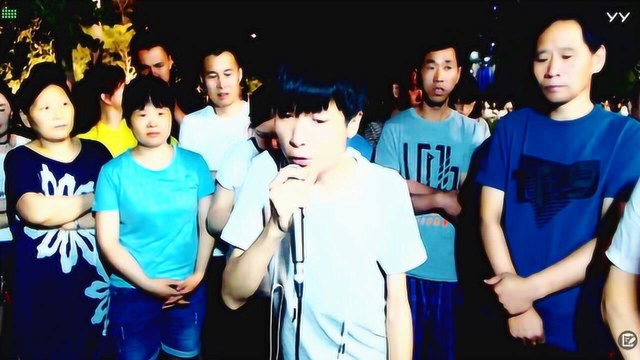 残疾歌手王亮深情演唱我的快乐就是想你唱哭了多少相思人