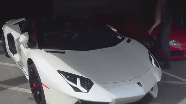 兰博基尼Aventadorlp700和huracanlp750的展示,豪华大气