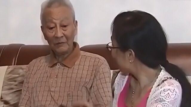 因故在72年前亲人离散 年过古稀的兄妹重聚 妹妹:他给了我力量