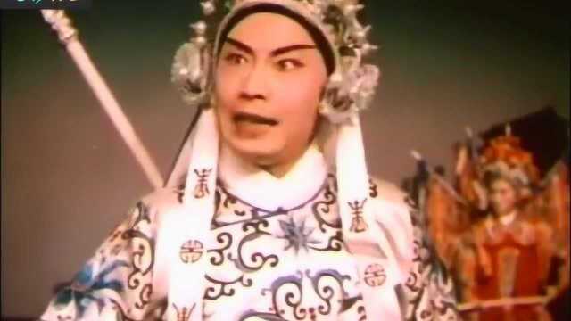 1963年彩色京剧电影《穆桂英大战洪州》取材于小说《杨家将演义》