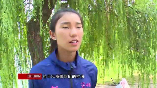 襄阳:美女“冠军”,“助跑”襄马