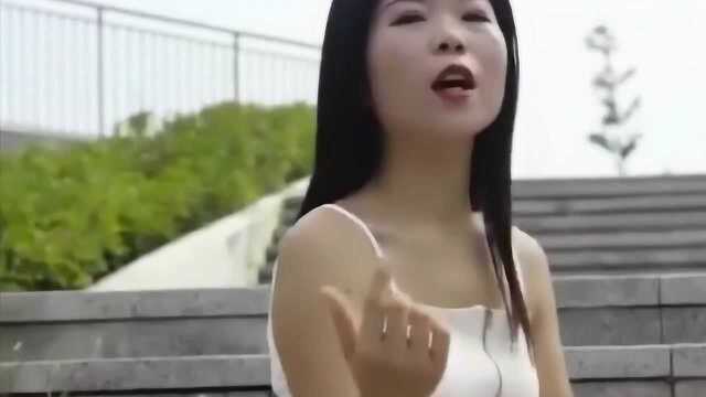 性感女歌手一首dj《做你的女人》节奏劲爆,忍不住多了听几次!