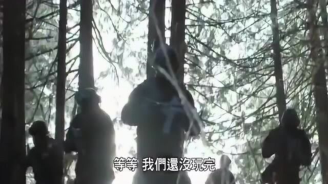 《狂暴3击倒总统》用尽各种武器,一人团灭整个特种部队