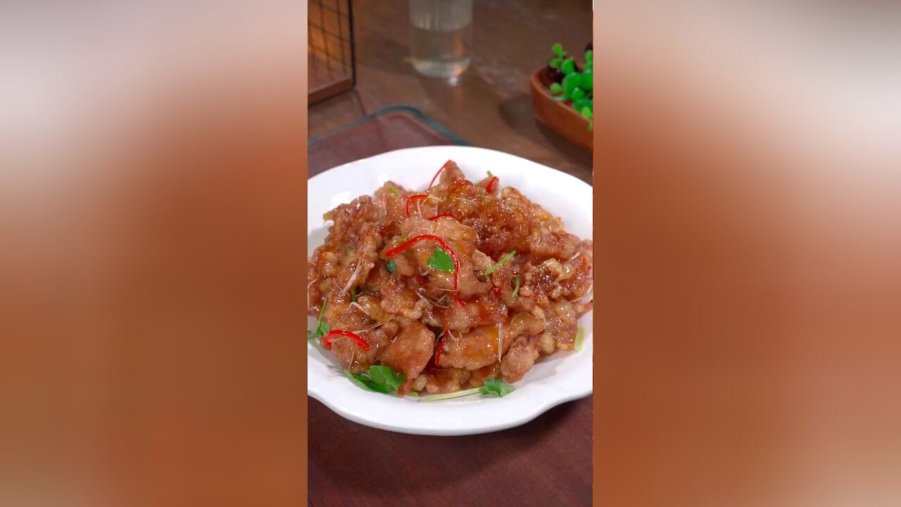 在东北菜馆桌桌必点的锅包肉,外酥里嫩、酸甜不腻,建议收藏保存