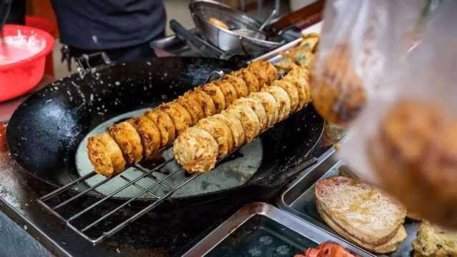 广东味道,流传百年的惠州小吃阿嬷叫,萝卜丝虾仁酥脆松软