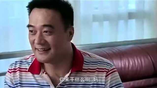 慕容一家在医院其乐融融,林晓黎的到来竟让阔太咳血?