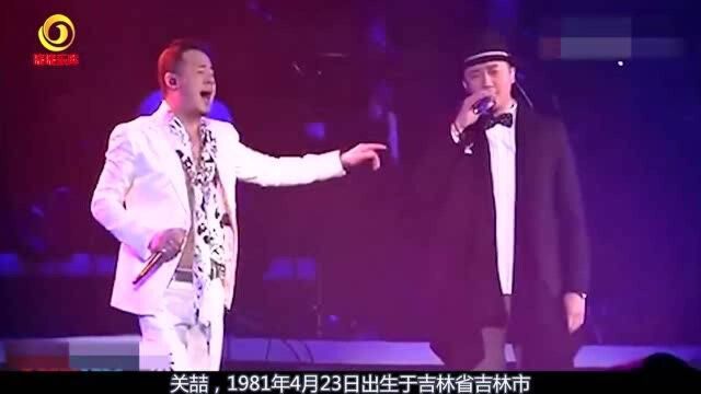 关喆深情演唱歌曲,实在是太好听了,和原唱有一拼台下尖叫声不断