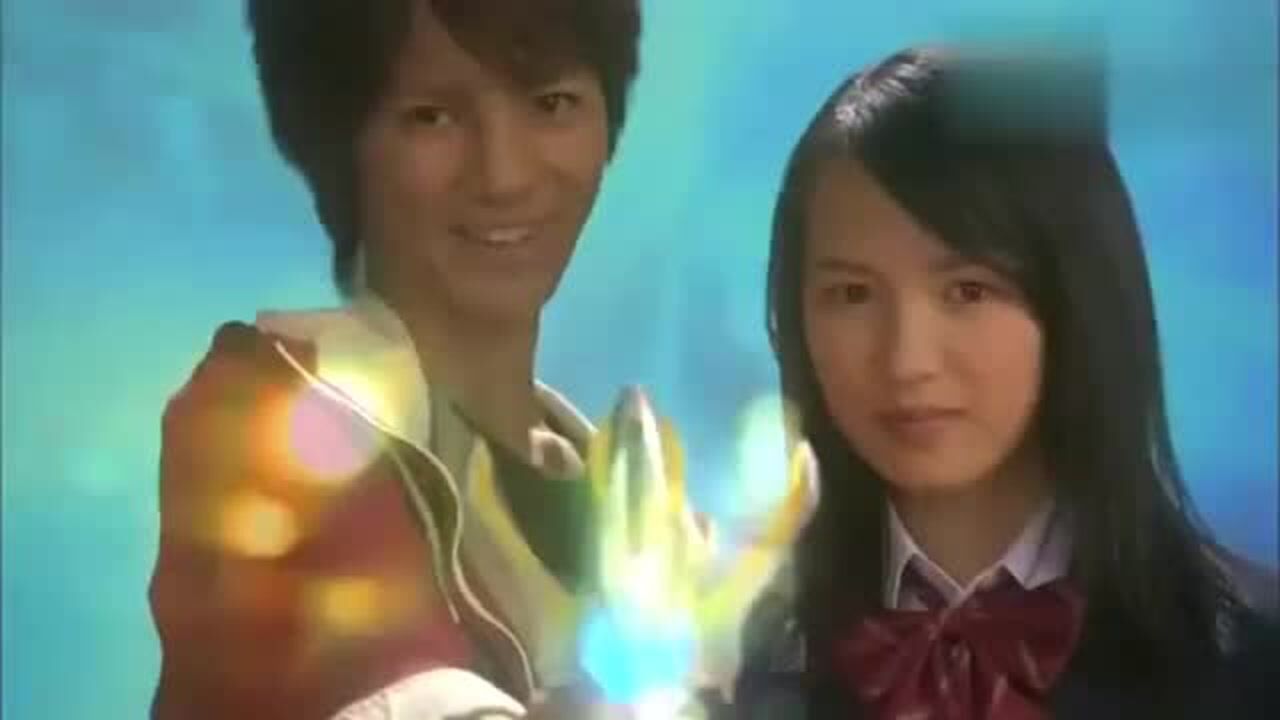 奥特曼:小光和美玲联手,现在的银河超级强,怪兽你完了_腾讯视频
