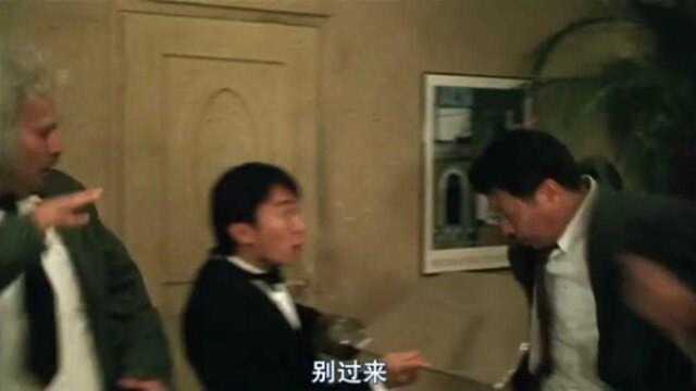 人长得相似 ,竟然模仿的也如此相似