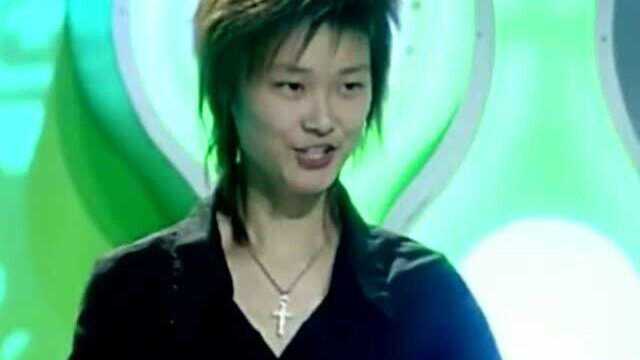 ”2005年超女的海选视频被翻出“与如今的选秀歌唱节目一比,网友纷纷感叹:以前的选手才是会唱歌真实力!