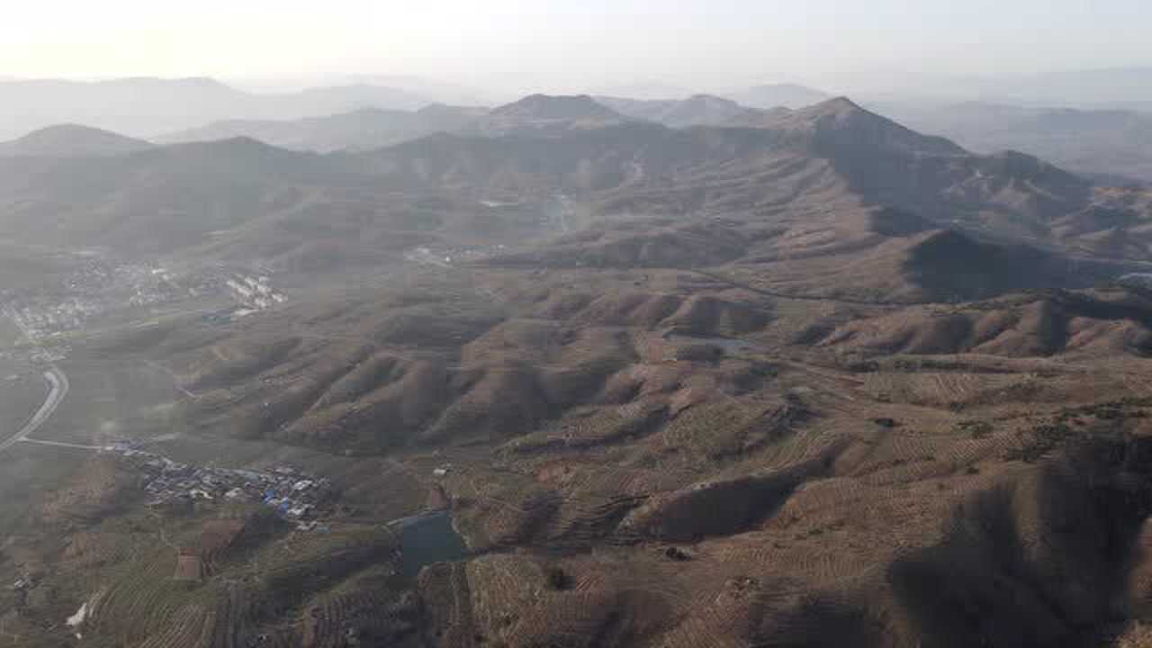 航拍山东临沂云蒙湖,碧波荡漾风景秀丽,是山东省第二大水库