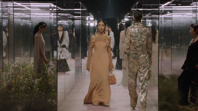 FENDI 2021春夏高级定制时装秀于上海倾情呈现 沉浸感官盛宴