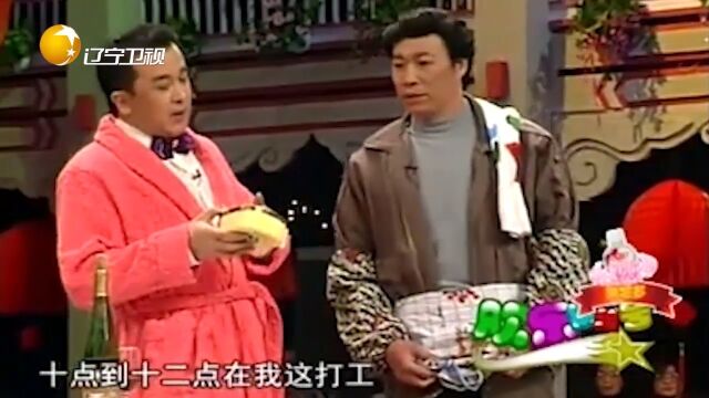 黄宏小品《擦皮鞋》:黄宏擦皮鞋模样笑死人,精彩演绎,笑点百出