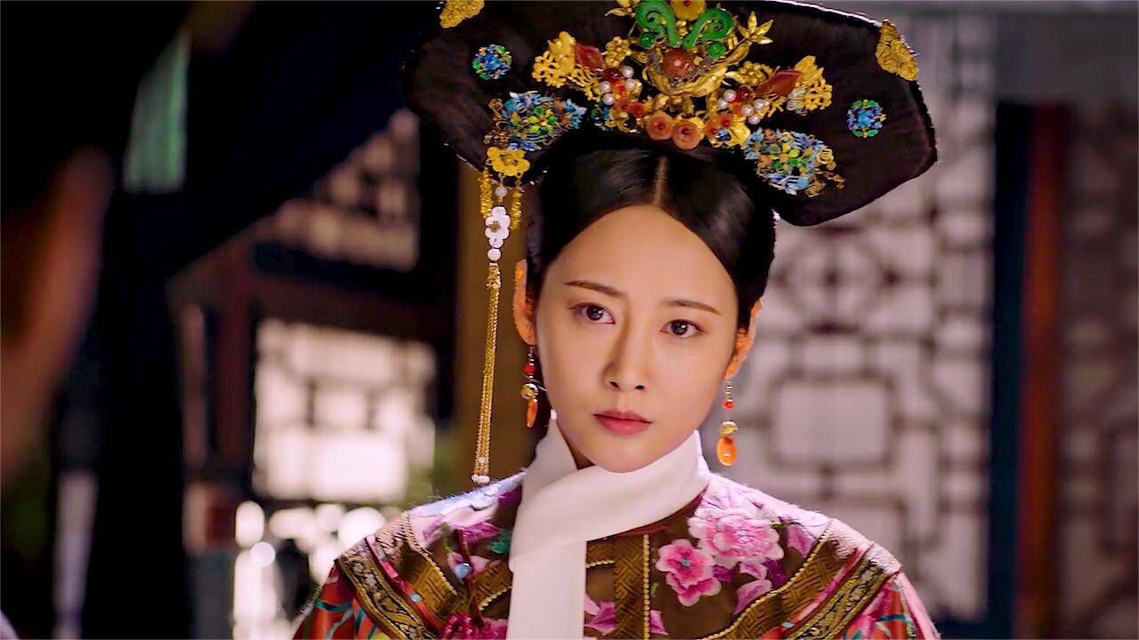 如懿传暗黑版:汪芙芷惊艳登场!魏嬿婉:吓得端不稳茶杯