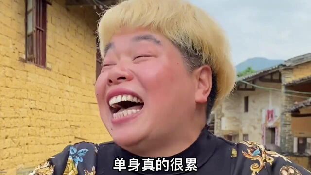 两个人在路上相遇发生的故事