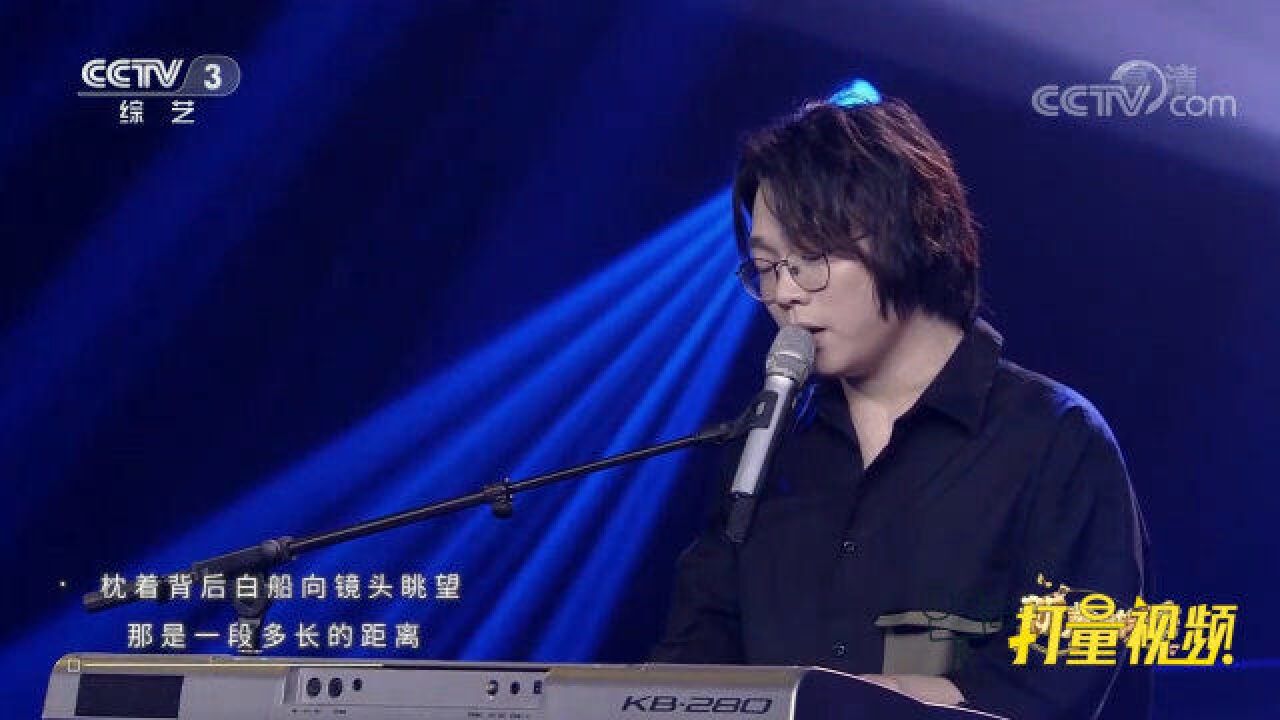 王耀杨演唱《纪念》,致敬青春,勾起无数人的回忆