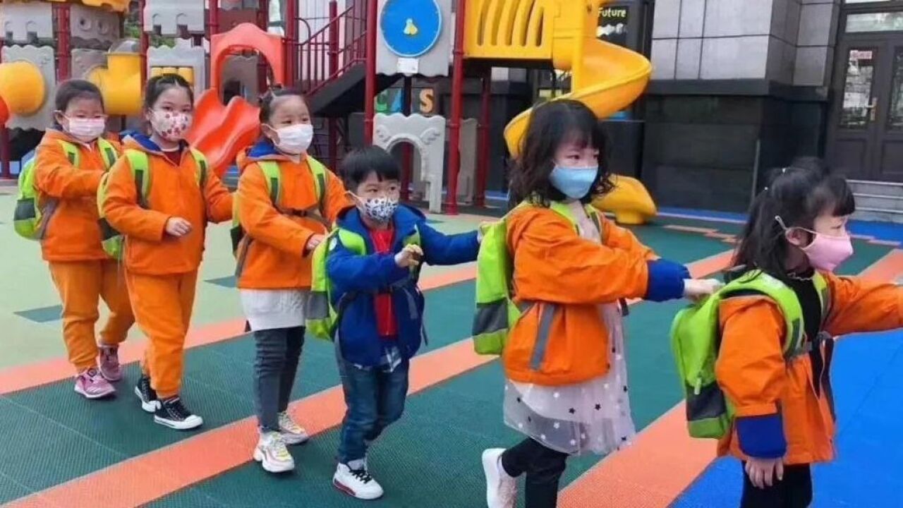 武汉幼儿园打折学杂费抢夺生源,央企幼儿园首次对外招生