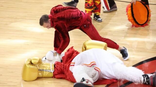 遭康纳KO的热火吉祥物状态良好，已做好参加G6的准备！前提是还有机会回归主场