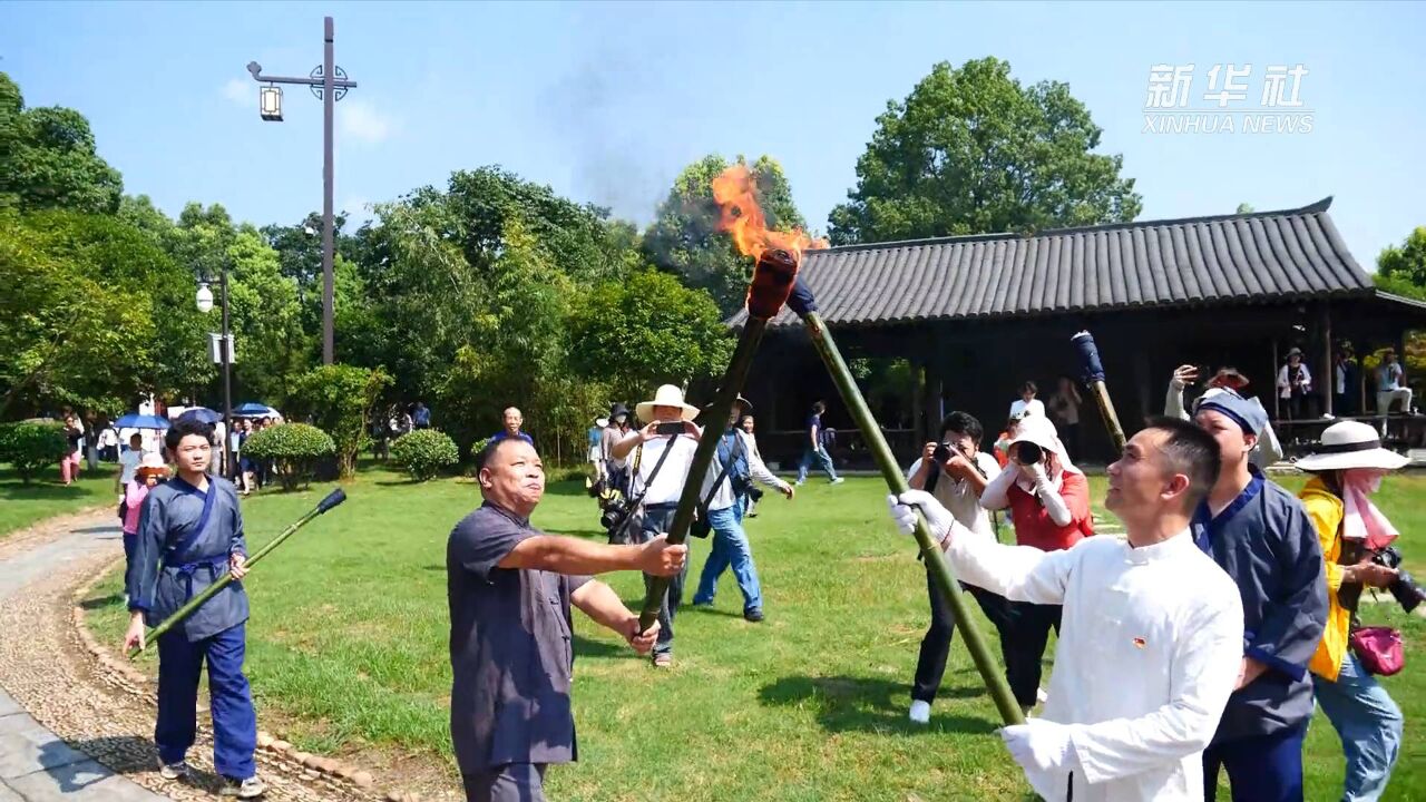 江西吉州窑:添“柴”传承陶瓷文化 薪火点亮古窑未来