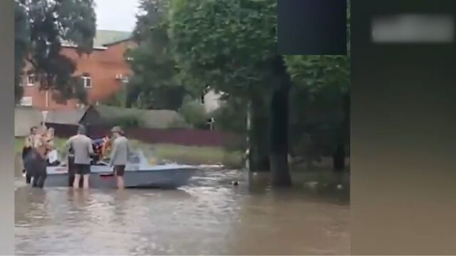 受台风影响,俄远东滨海边疆区多地进入紧急状态