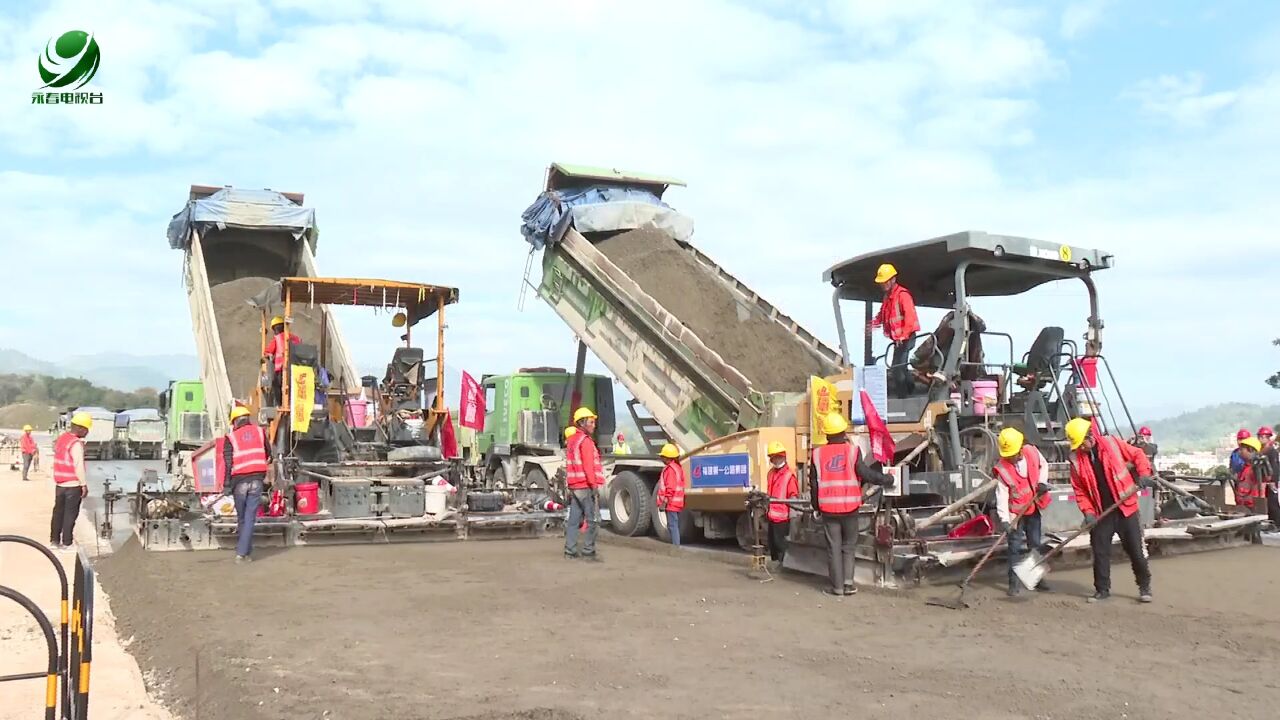 全市普通干线公路建设标准化现场观摩和经验交流会在我县召开