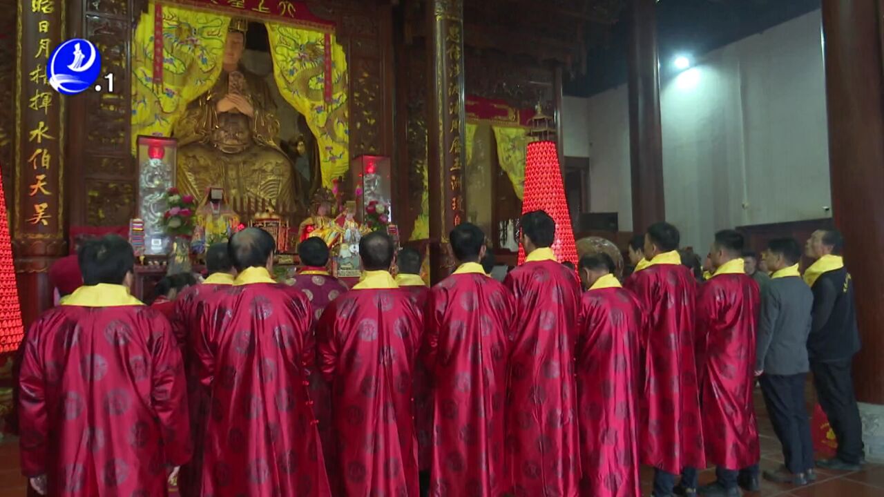 莆田贤良港天后祖祠妈祖金身绕境巡安布福