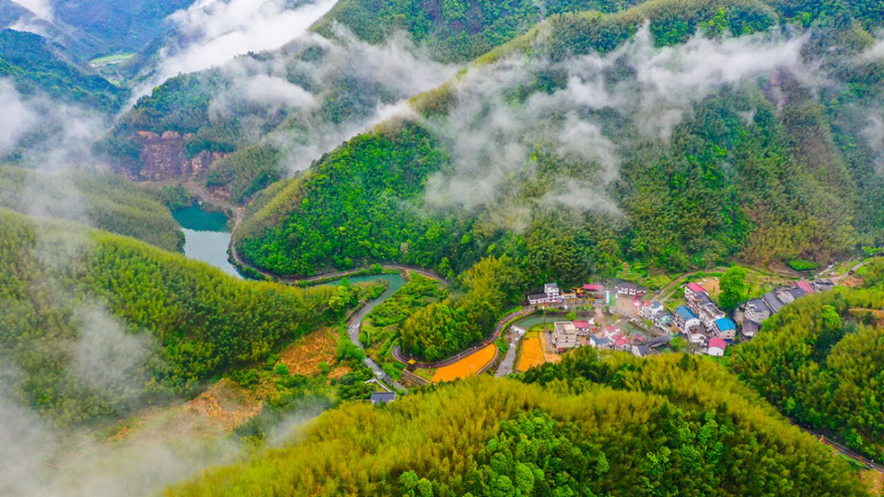 江西上饶有座五府山比三清山还高 ,去旅行吧,2天1晚攻略给你!