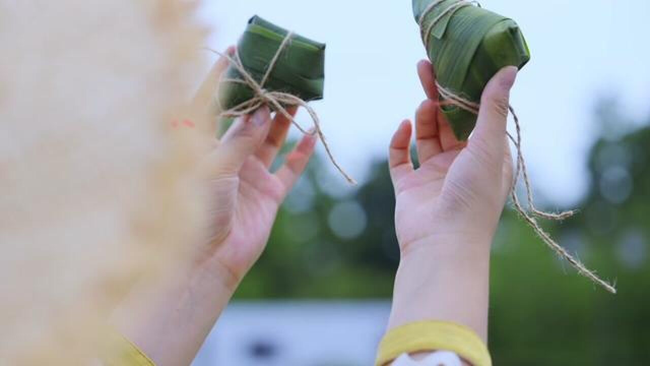 花开半夏,雨落成诗,端午已至,祝君安康.