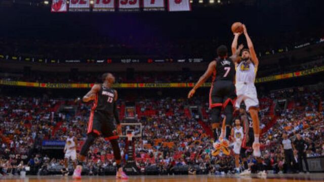 汤普森vs热火集锦 状态回暖全场拿下19分