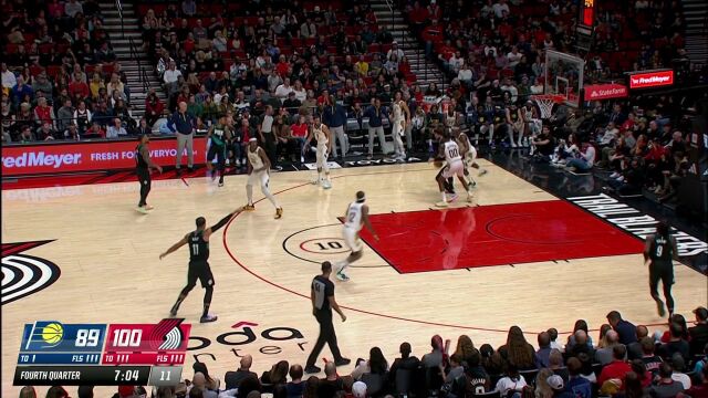 信心一次比一次足！利拉德超远三分无解无畏