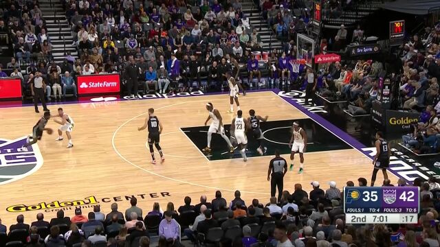 外线开火 戴维斯张弓搭箭连中两记三分