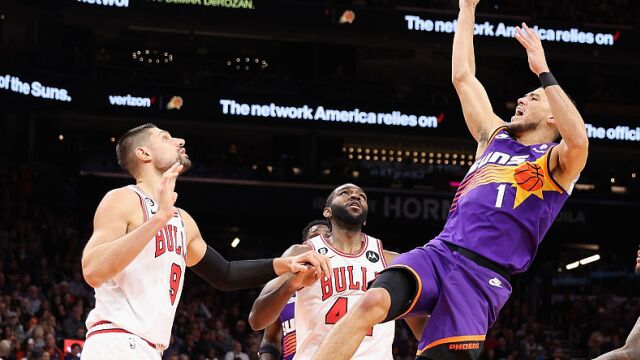 公牛113-132太阳 布克轰下51分率队取得六连胜坐稳西部第一